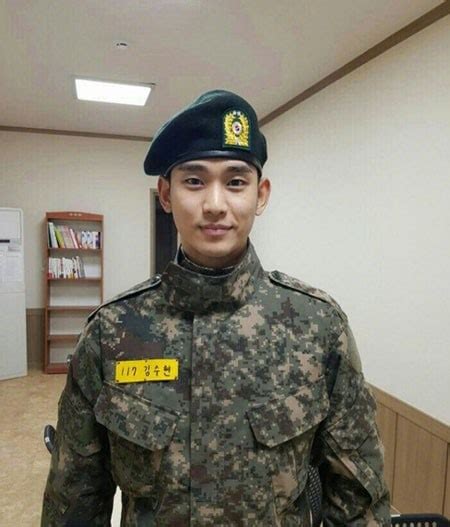 Kim Soo Hyun Is Looking Great In Newly Released Military Training Photos | Soompi