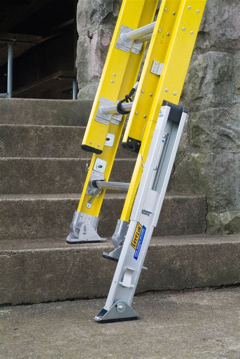 WERNER Ladder Leveler, Aluminum, Adjustable Up To 8-1/2 in - 4ZY21|PK70-1 - Grainger