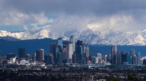 PHOTOS: Snow makes spectacular sight across Southern California | FOX ...