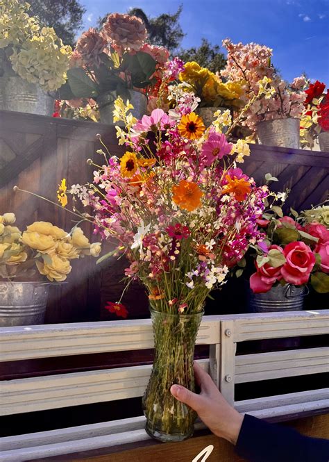 Pick Your Own Flowers - Ever After Farms