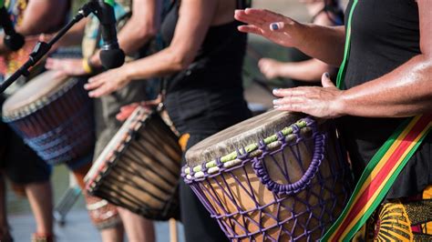 The Benefits Of Drum Circles - Quirky Bohemian Mama | Bohemian Lifestyle Blog