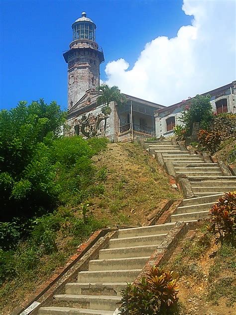 Tourist Spots in Ilocos Norte - Walking the Earth