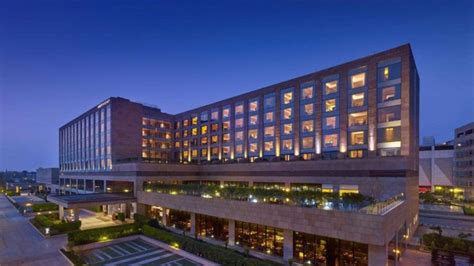 12 Best Hotels In Chandigarh For A Luxury Stay