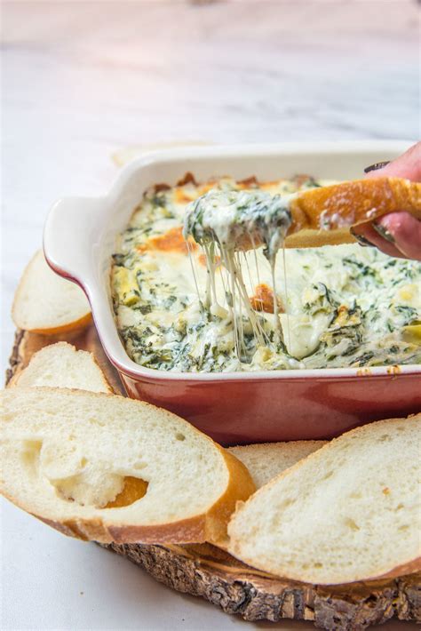 How to Make Applebee's Spinach Artichoke Dip | Spinach artichoke dip recipe, Artichoke dip ...