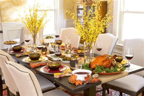 How to Decorate My Dining Room Table for Thanksgiving - EasyHomeTips.org