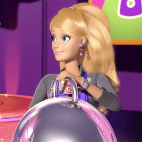 Pin by ☆꒰ 𝓅𝓁𝒶𝓃𝑒𝓉𝒶́𝓇𝒾𝒶 ꒱☆ on barbie life in the dreamhouse | Barbie life, Barbie, Favorite character