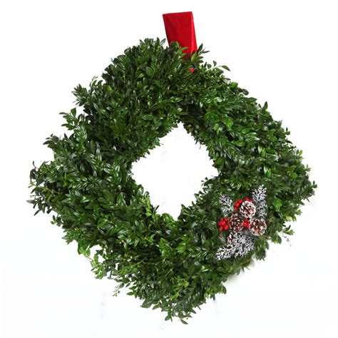 Wholesale Christmas Wreaths - NC Christmas Tree Farms