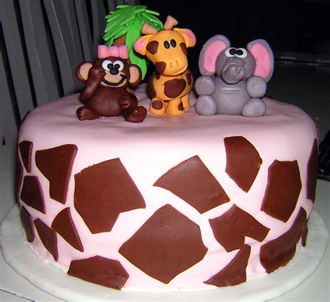 Darlin' Designs: Safari baby shower cake