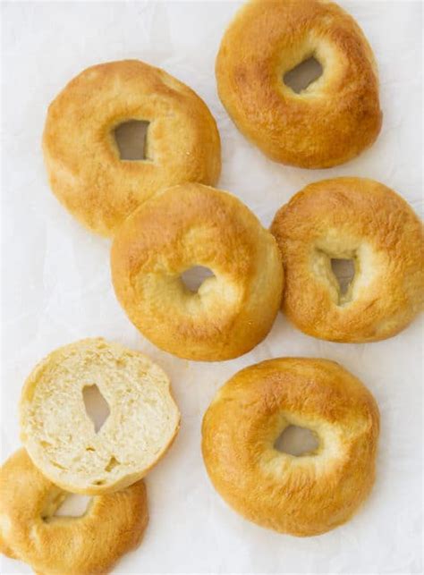 Plain Bagel {VIDEO How-To} - i am baker