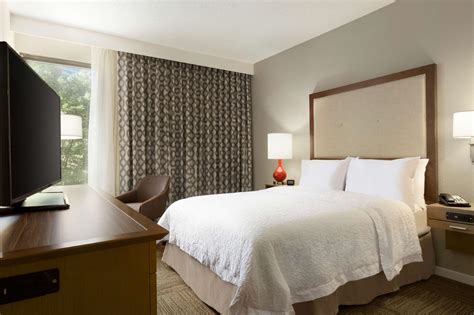 Hampton Inn Atlanta-Buckhead Hotel (Atlanta (GA)) - Room Deals, Reviews & Photos (United States)