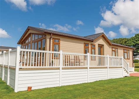 Mundesley 2 Bed Lodge - Mundesley Holiday Village - Holiday Parks - Book Online - Hoseasons