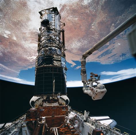 Hubble Space Telescope Releases New 30th Birthday Image - The New York ...