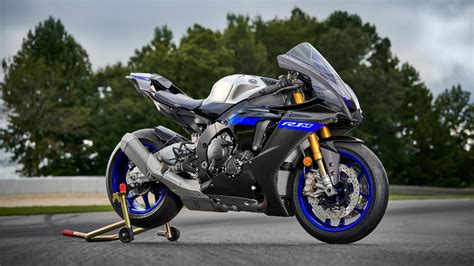 2025 Yamaha R1 Reviews And Complaints - Janel Melisande