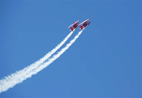 Stunt Planes Free Stock Photo - Public Domain Pictures