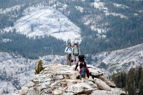 12 Best Hiking Trails in Yosemite National Park - Take a Walk Around ...