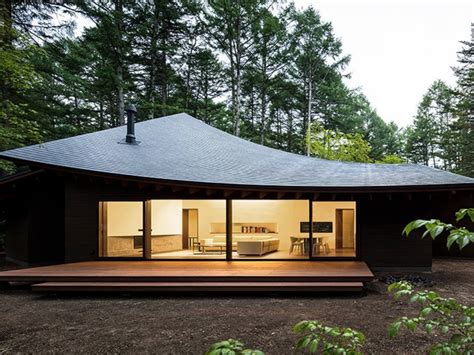 Modern house in Japan looks like fallen leaves - Curbed