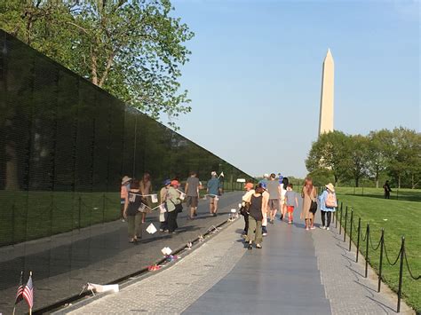 Washington DC Memorials, Vietnam Memorial - Exploring Our World