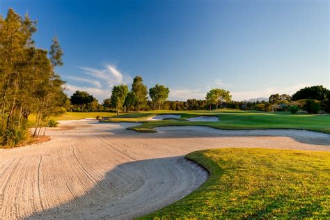 GOLF DEAL - $89pp at Lakelands Golf Club