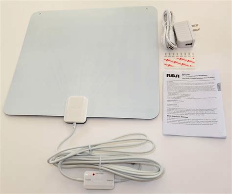 RCA Ultra-thin Multi-directional Indoor Amplified HDTV Antenna review ...