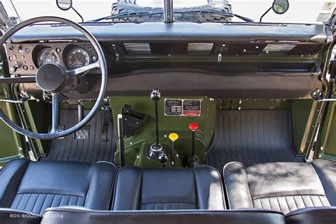 LAND ROVER SERIES 3 interior how's... - Vintage Land Rover pictures ...