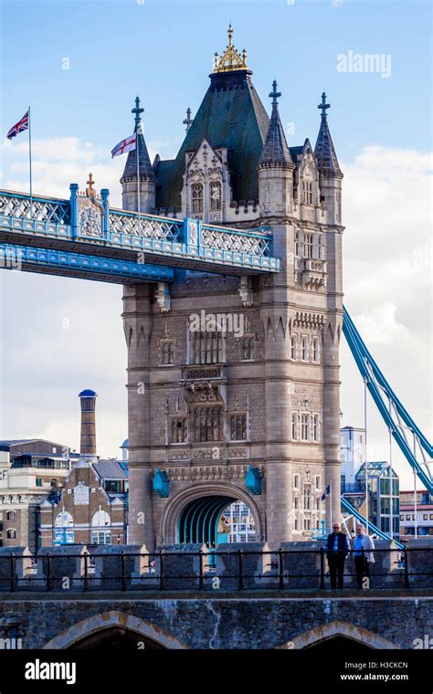 Tower bridge inside hi-res stock photography and images - Alamy