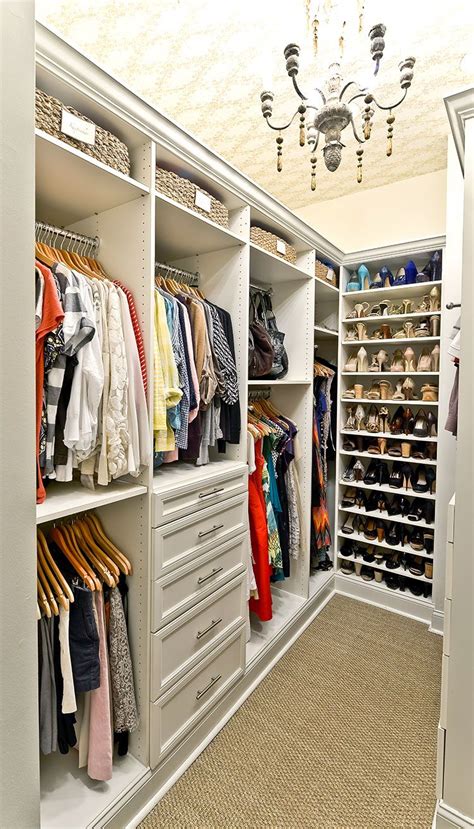 Sophisticated Solutions For Storage | Cosas para ponerme | Closet para dormitorio, Organización ...