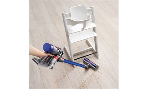 Dyson V8 Absolute Total Clean Bagless Cordless Vacuum Cleaner | Groupon