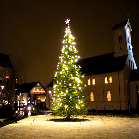 Iceland Holidays: Yule Lads, Brenna and Fireworks - Road Unraveled