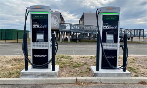 Public electric vehicle charging stations installed on Staten Island ...