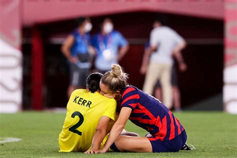 USWNT's Kristie Mewis, Australia's Sam Kerr Confirm Romance After Olympics