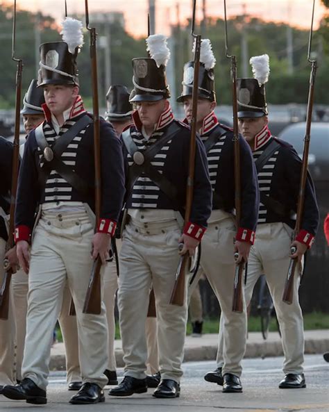 The history of the US Army's uniforms since 1776, in images and depictions | Us army uniforms ...