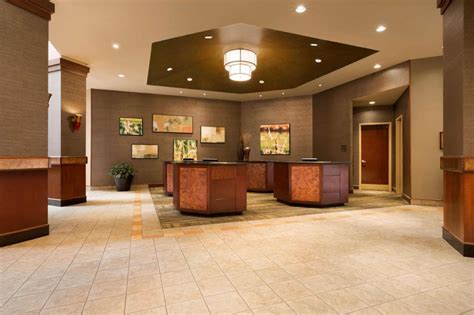 Embassy Suites by Hilton Lincoln Hotel (Lincoln (NE)) - Deals, Photos ...