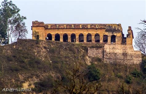 Sujanpur Fort in Hamirpur - Hill Post