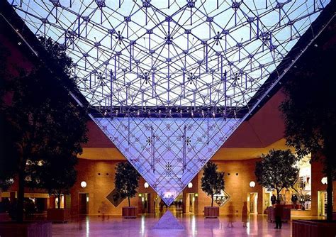 The inverted pyramid - The Louvre Photo (8160809) - Fanpop