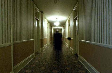 haunted hotel hallway Real Haunted Houses, Haunted Hotel, Most Haunted, Mount Washington Hotel ...