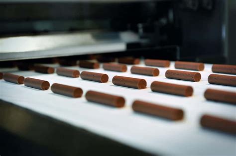 6 Authentic Switzerland Chocolate Factory Tours You Should Experience ...