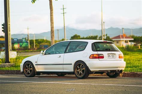 Honda Civic EG hatchback Manual, Cars for Sale, Used Cars on Carousell