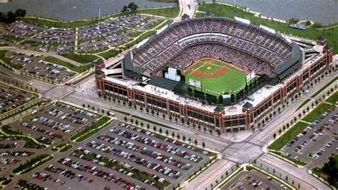 Texas Rangers plan to build $1 billion stadium with retractable roof to open in 2021