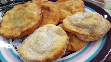 Tortas fritas rellenas de dulce y queso - YouTube