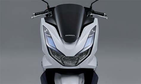 Honda PCX Hybrid Facelift 1 - WARUNGASEP