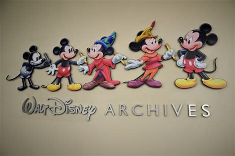 Legal Battles Loom As First Mickey Mouse Copyright Ends