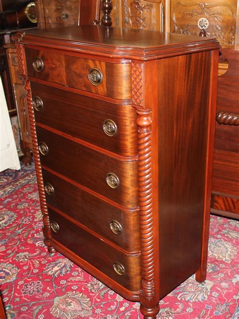 Beautiful American Antique Mahogany Bedroom Set 4 Pieces. - 1900-1950