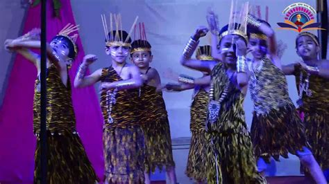 Waka Waka dance by Sr.kg. kids of SVIS, 4th Annual Day "Vasudhaiva Kutumbakkam" - YouTube