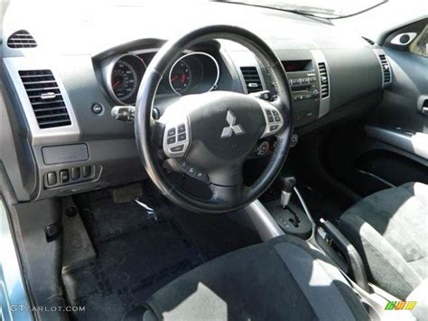 2007 Mitsubishi Outlander LS Dashboard Photos | GTCarLot.com