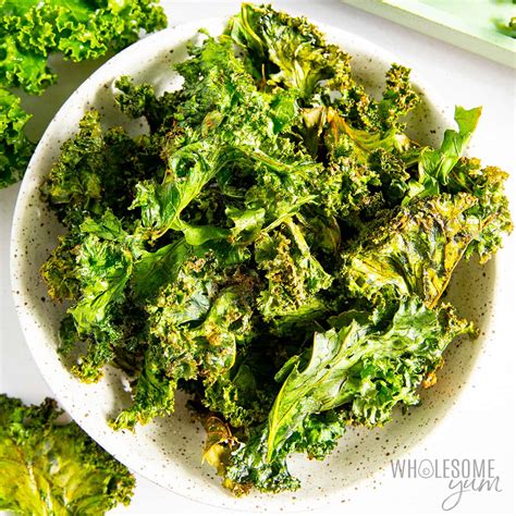 Kale Chips Recipe (10 Flavor Options!) - Wholesome Yum