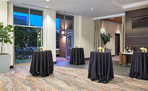 Hilton Garden Inn Nashville Downtown/Convention Center