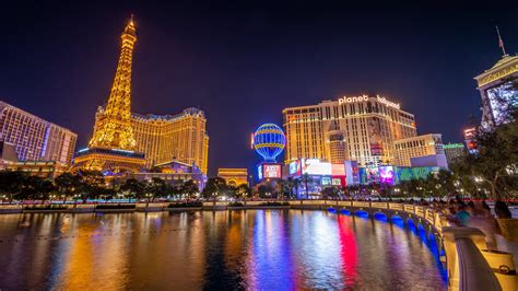 Las Vegas- Tourist Attractions, Things to do, Hotel And Restaurants