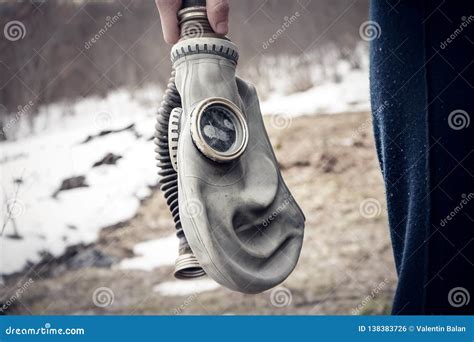 Anti-gas Mask. Post Apocalyptic Concept. Stock Photo - Image of ...