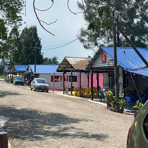 Best View At Teluk Kerang Beach Pontian, Johor