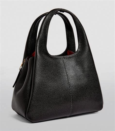 Womens Coach black Leather Lana Shoulder Bag | Harrods ID